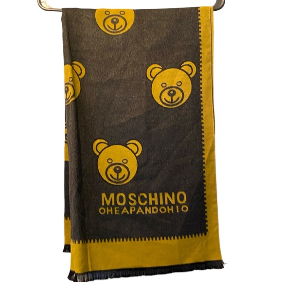 Authentic Moschino Oheapandohio Gray Yellow Long Scarf - Picture 2 of 2